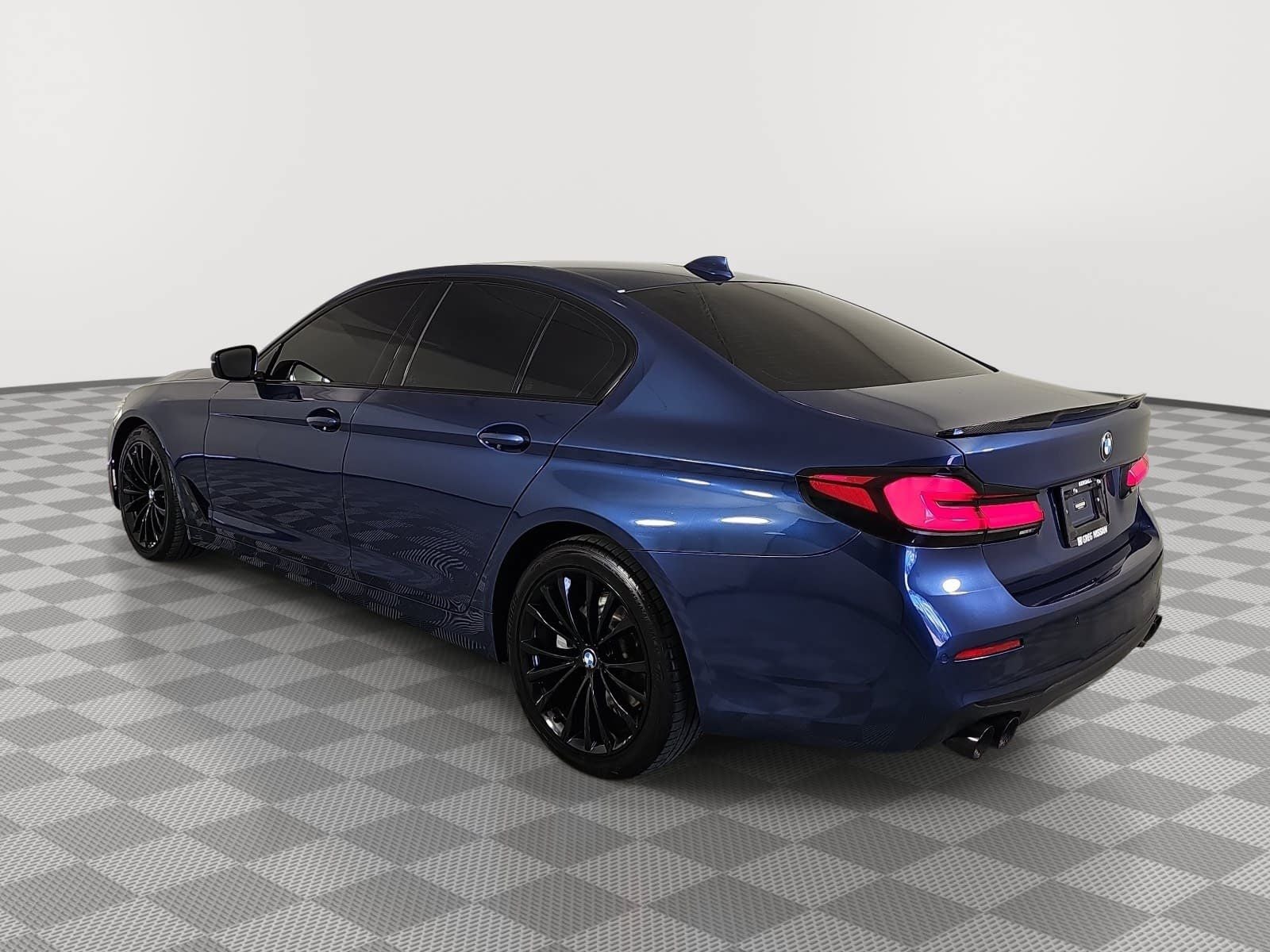 2021 BMW 5 Series 530i