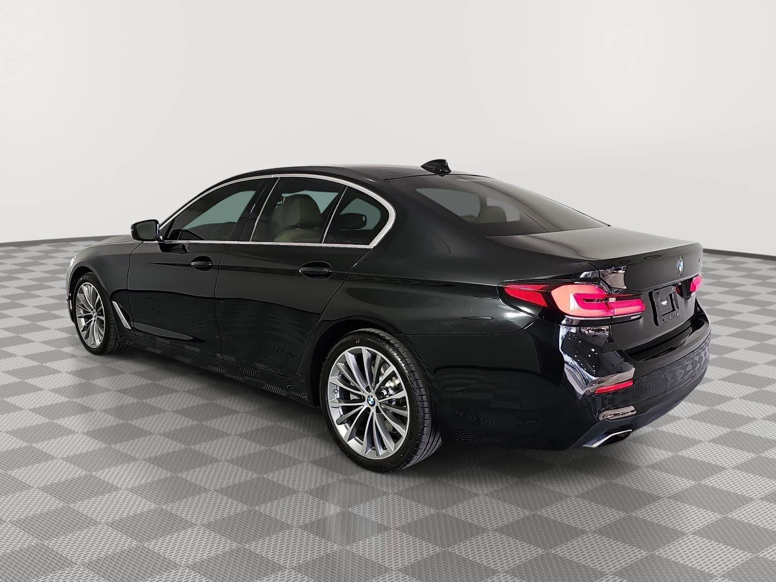 2022 BMW 5 Series 530i