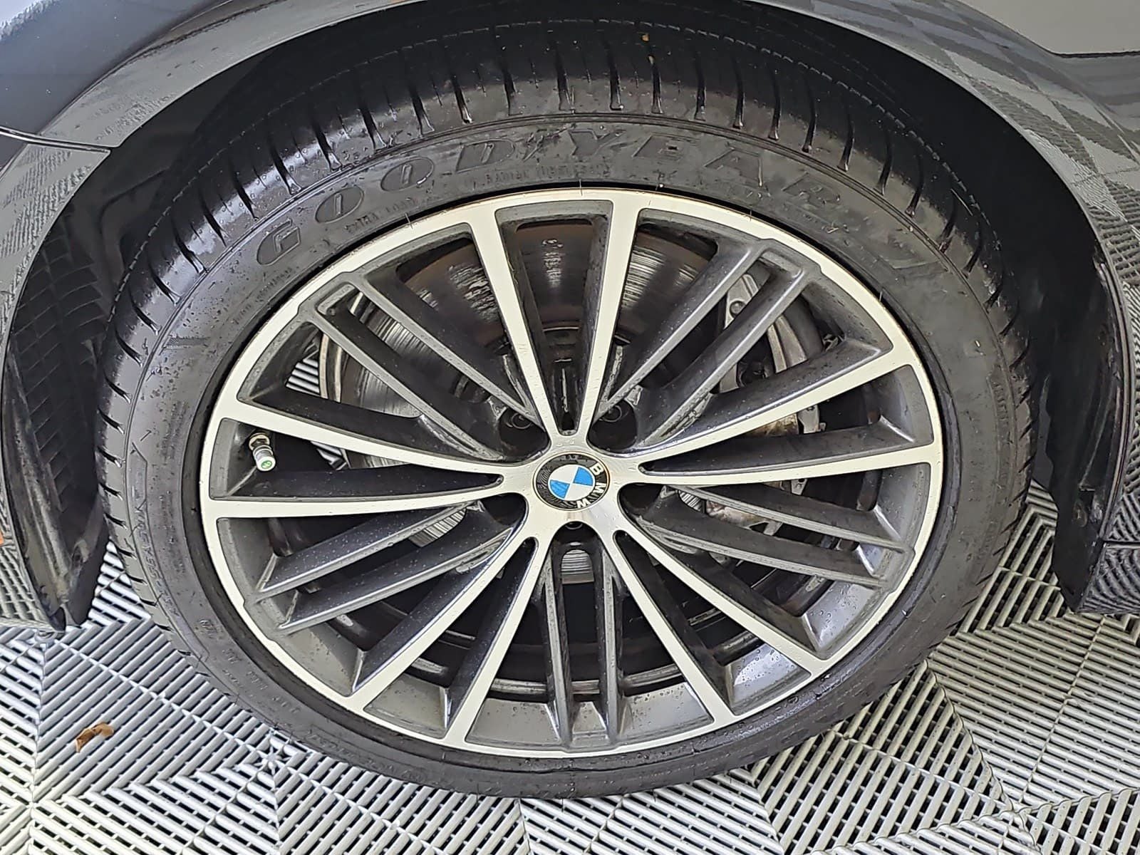 2023 BMW 5 Series 540i xDrive