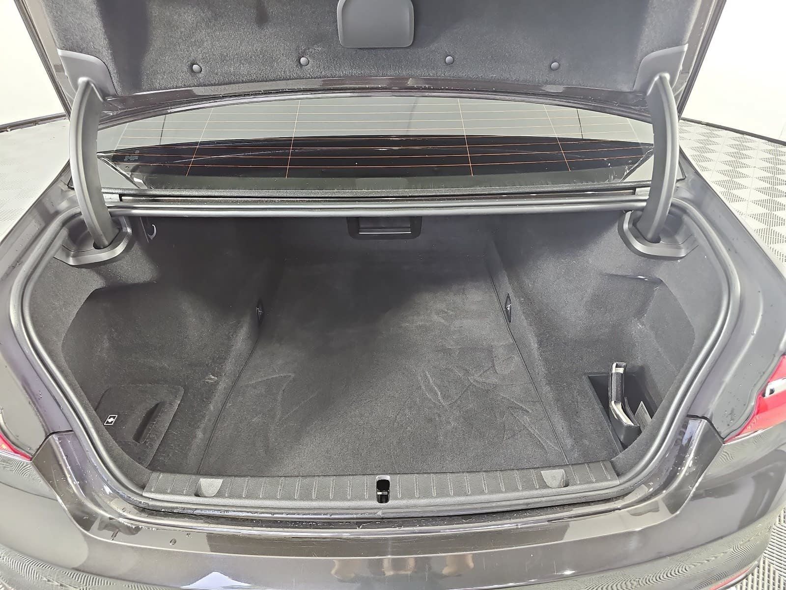 2018 BMW 7 Series 740i