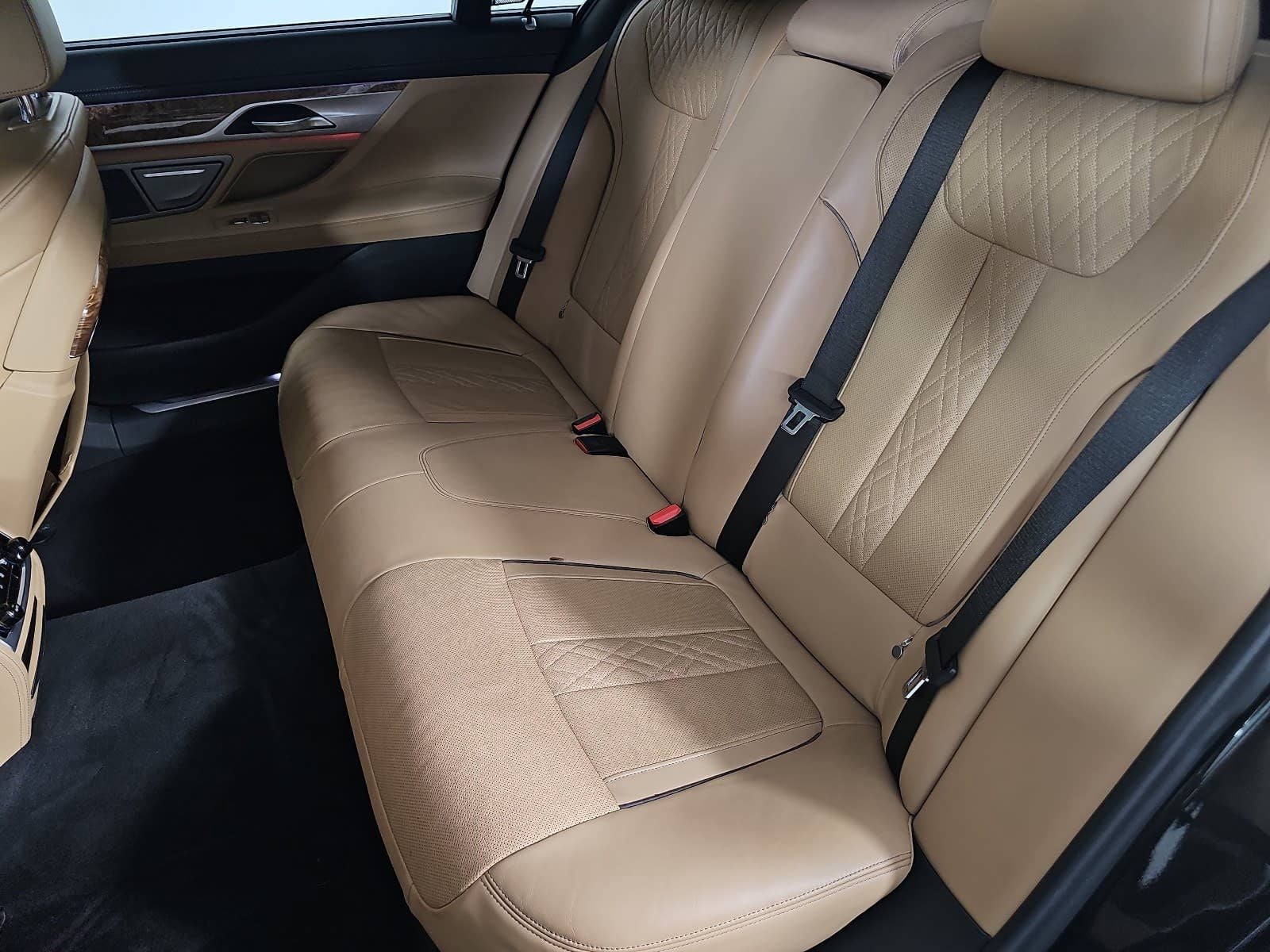 2018 BMW 7 Series 740i