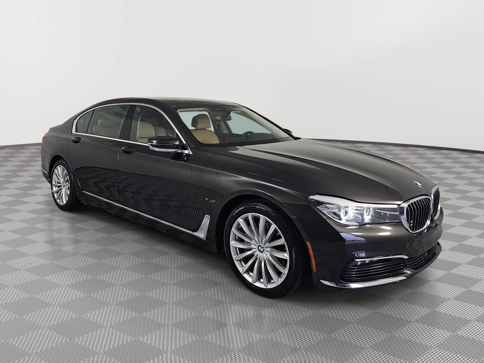 2018 BMW 7 Series 740i