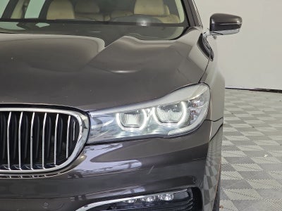 2018 BMW 7 Series 740i