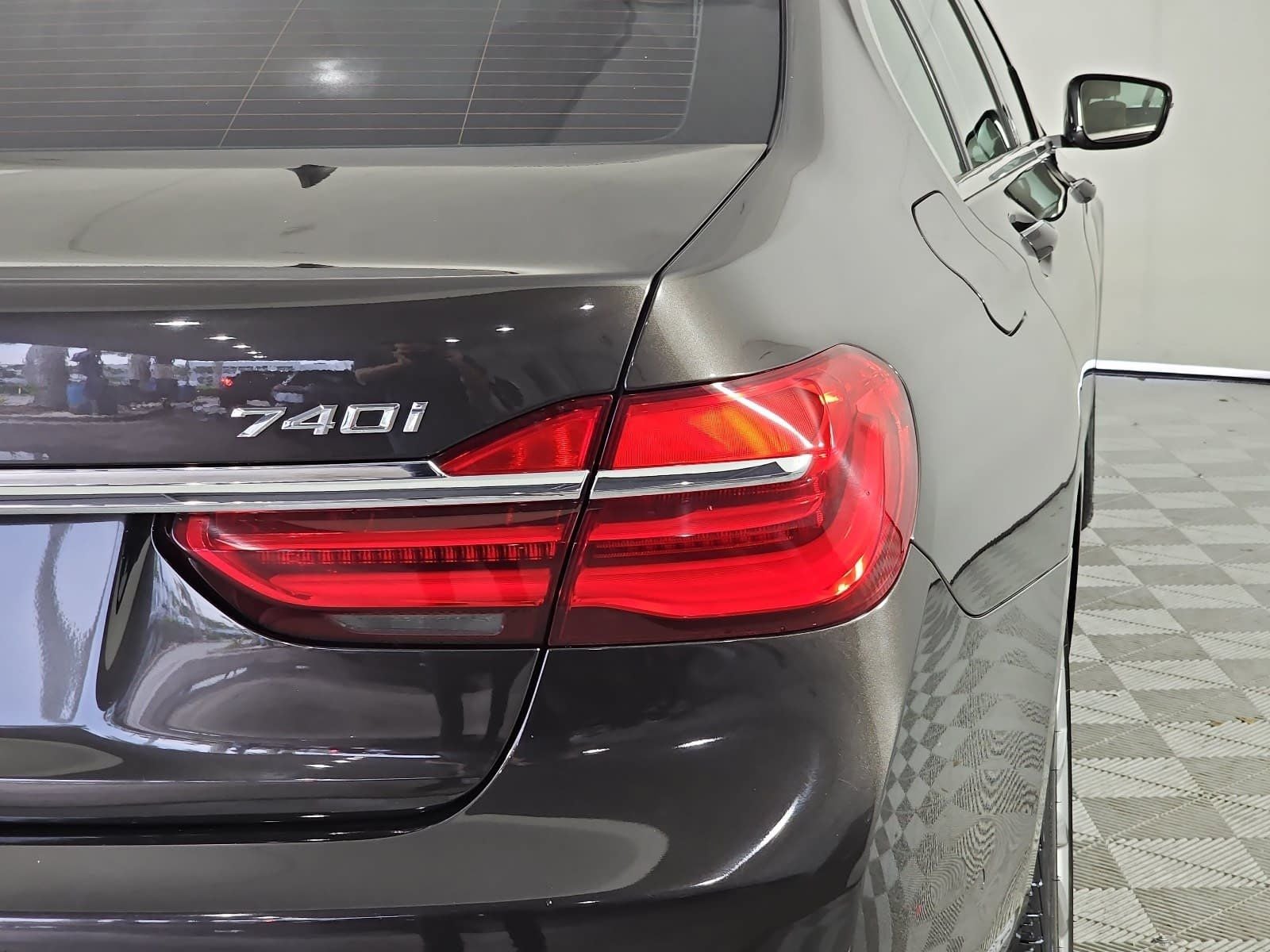 2018 BMW 7 Series 740i