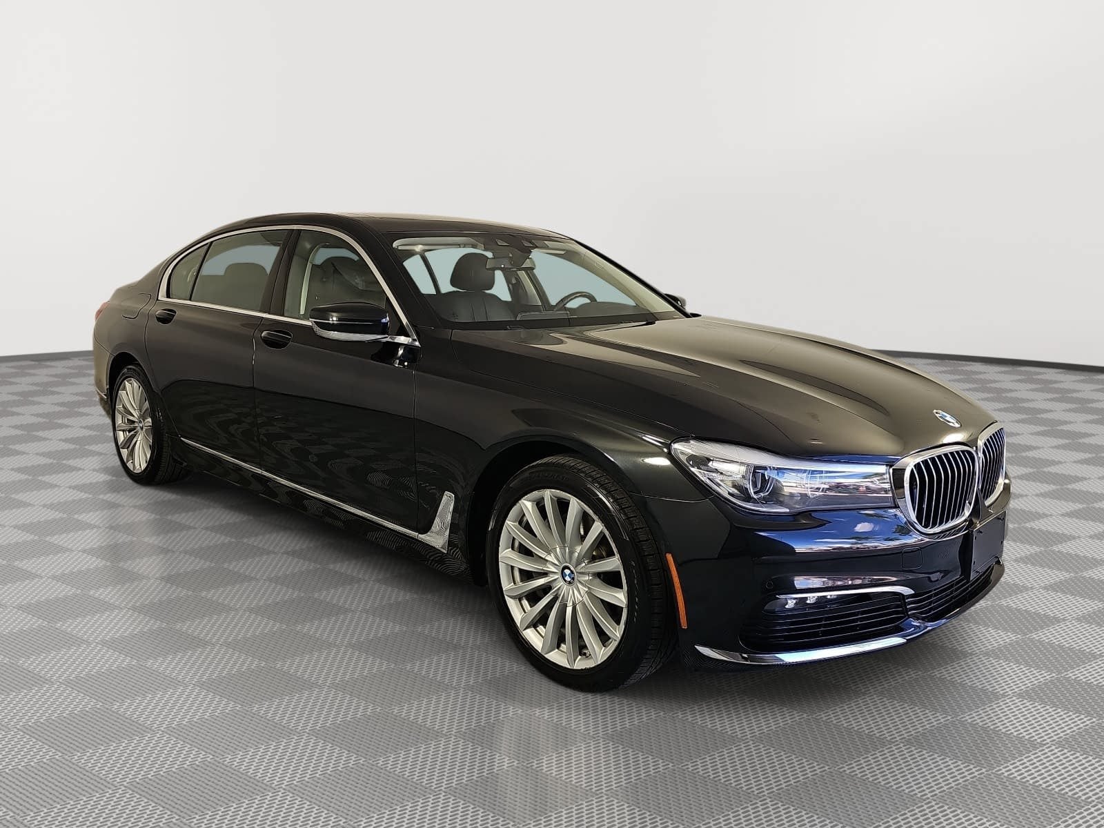 2018 BMW 7 Series 740i