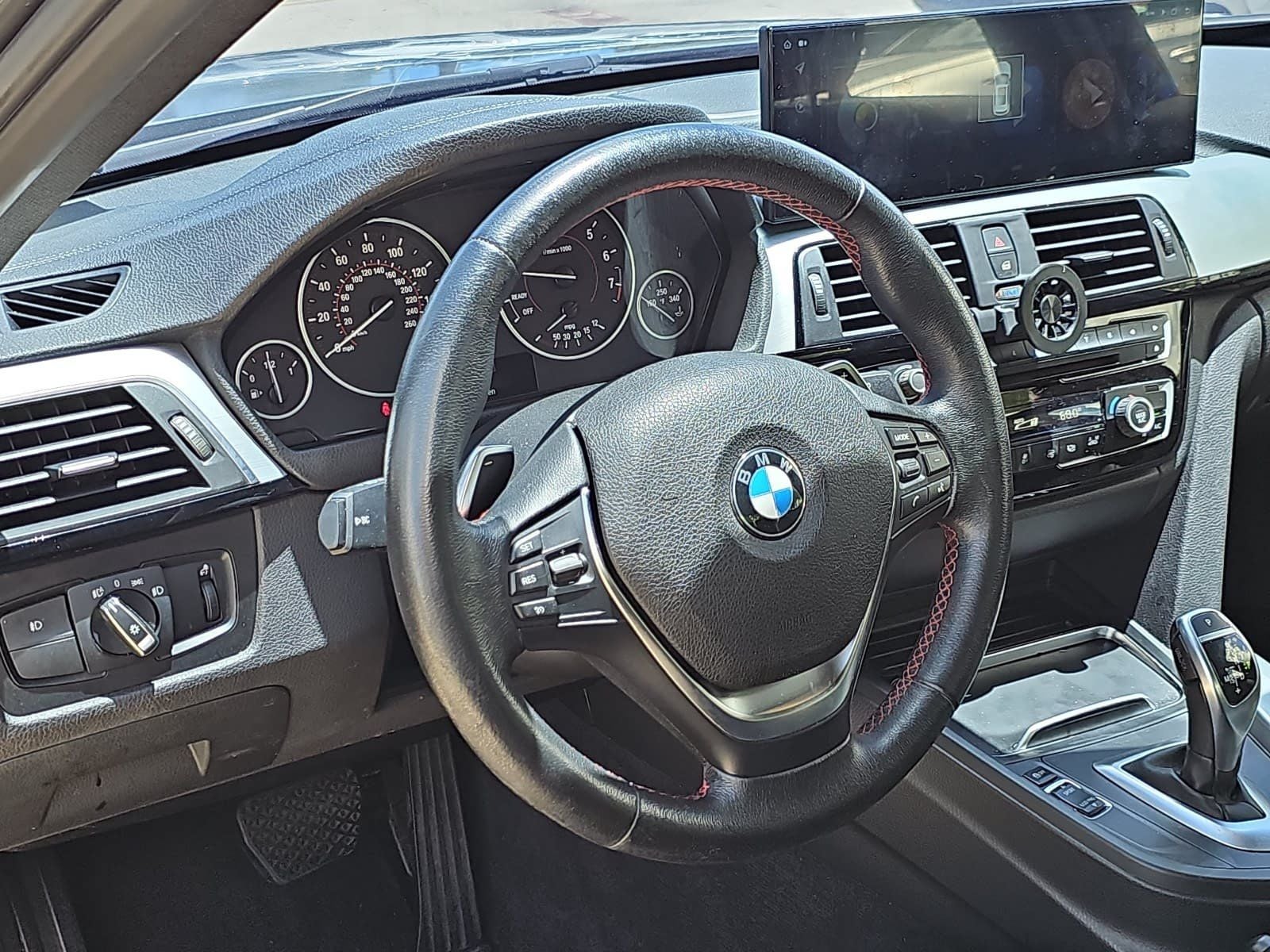 2018 BMW 3 Series 330i