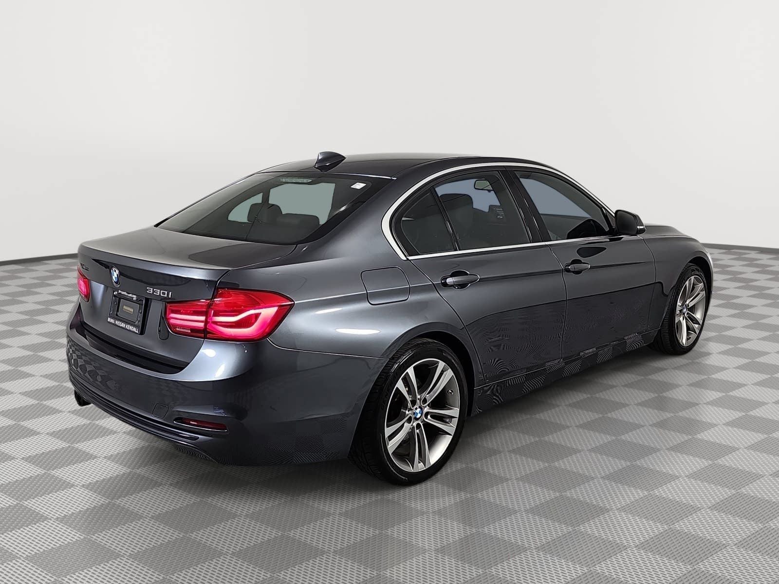 2018 BMW 3 Series 330i