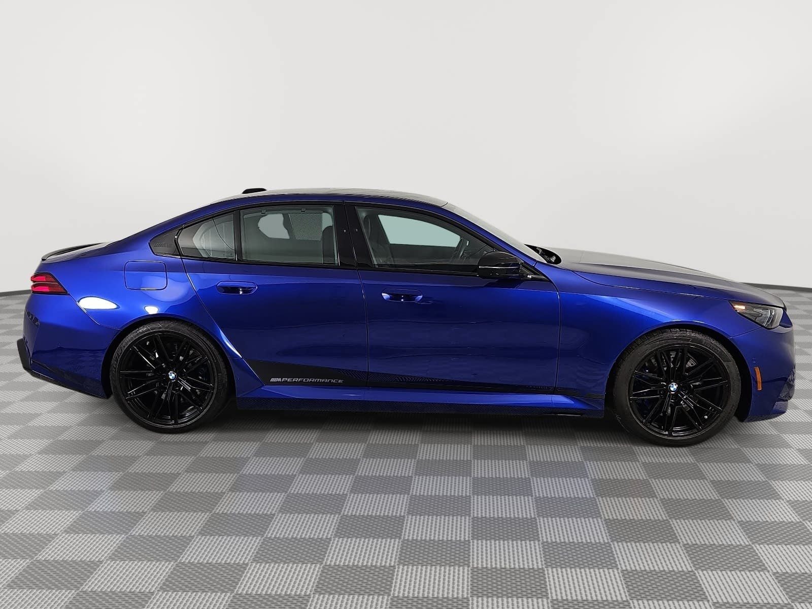 2025 BMW M5 Base