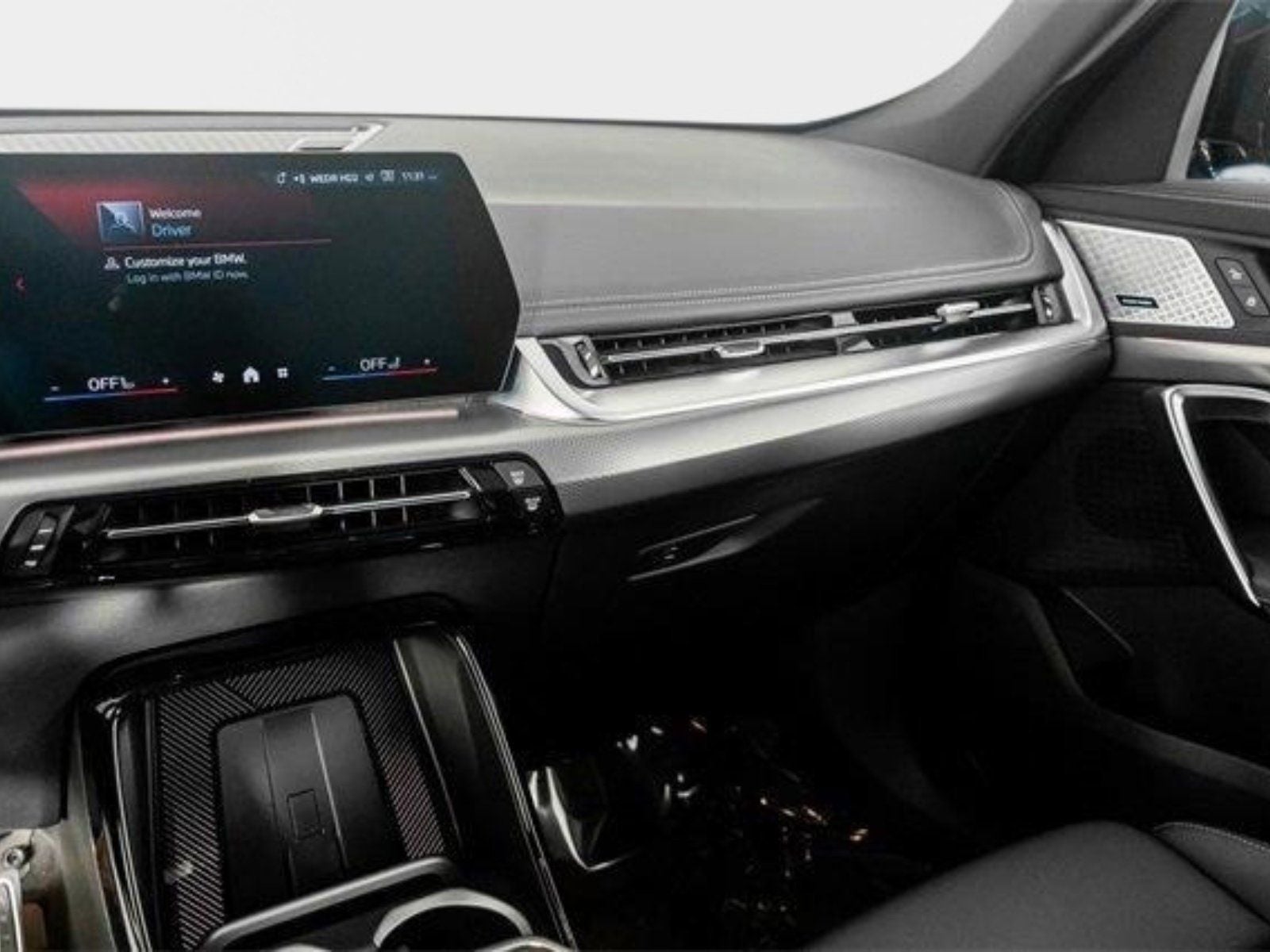 2025 BMW X1 M35i