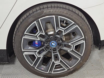2025 BMW i5 xDrive40