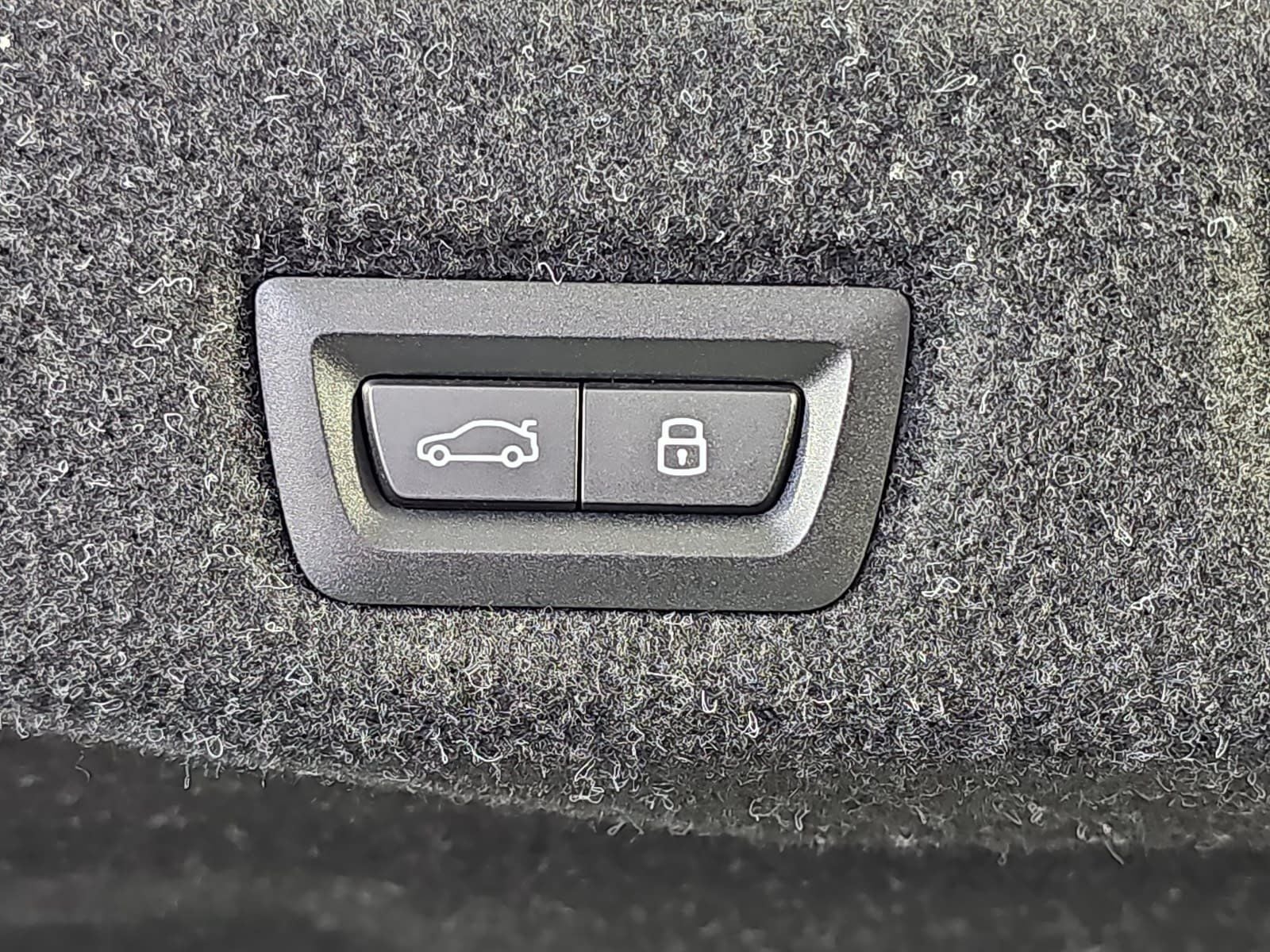 2025 BMW i5 xDrive40