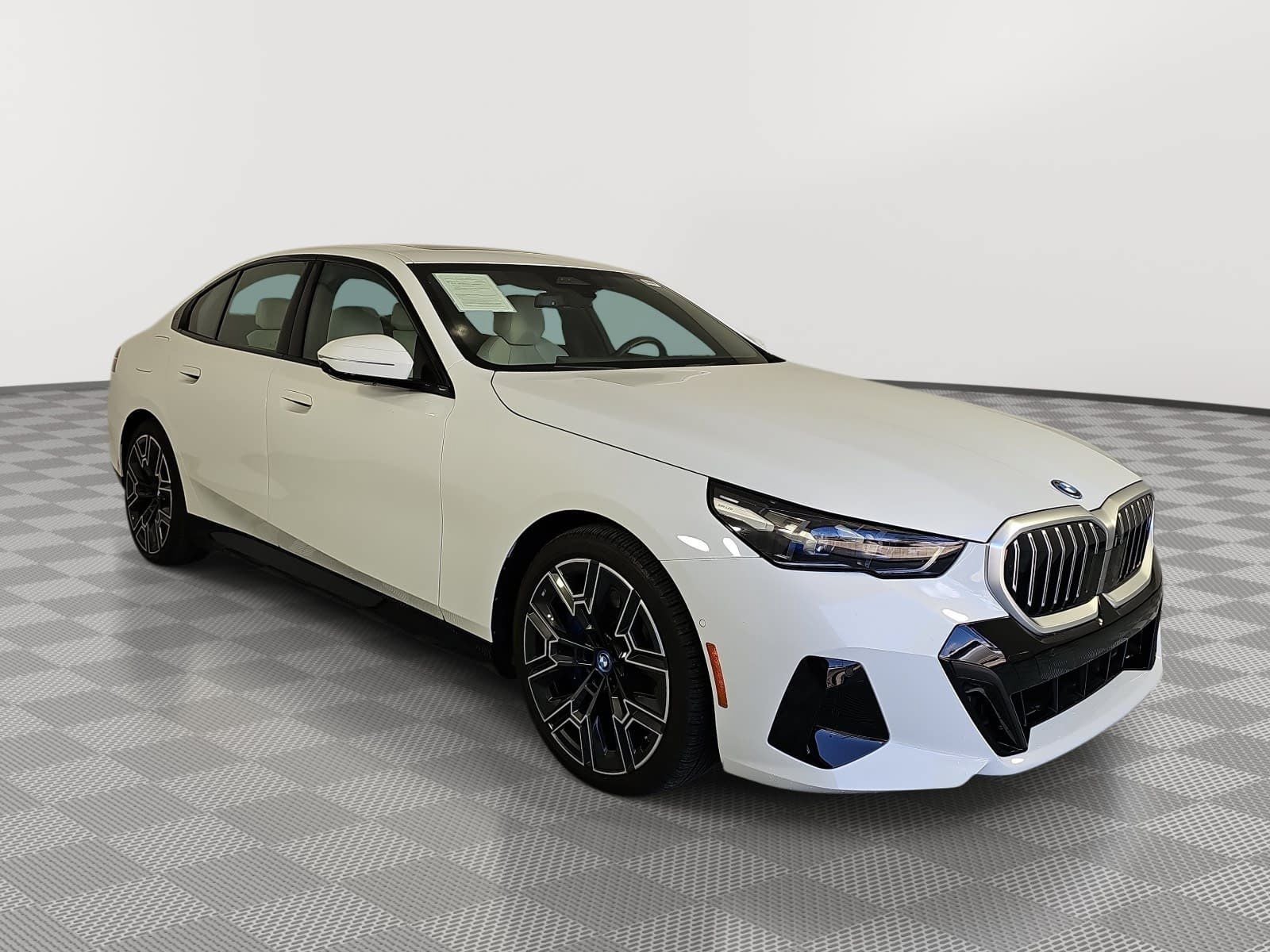 2025 BMW i5 xDrive40