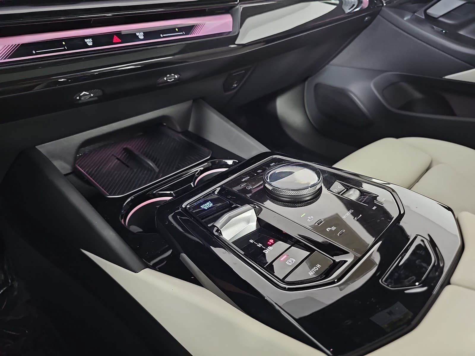 2025 BMW i5 xDrive40