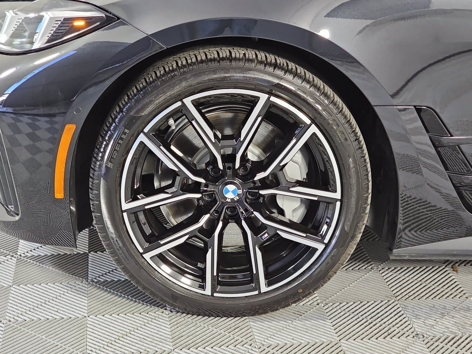 2026 BMW i4 xDrive40 M Sport