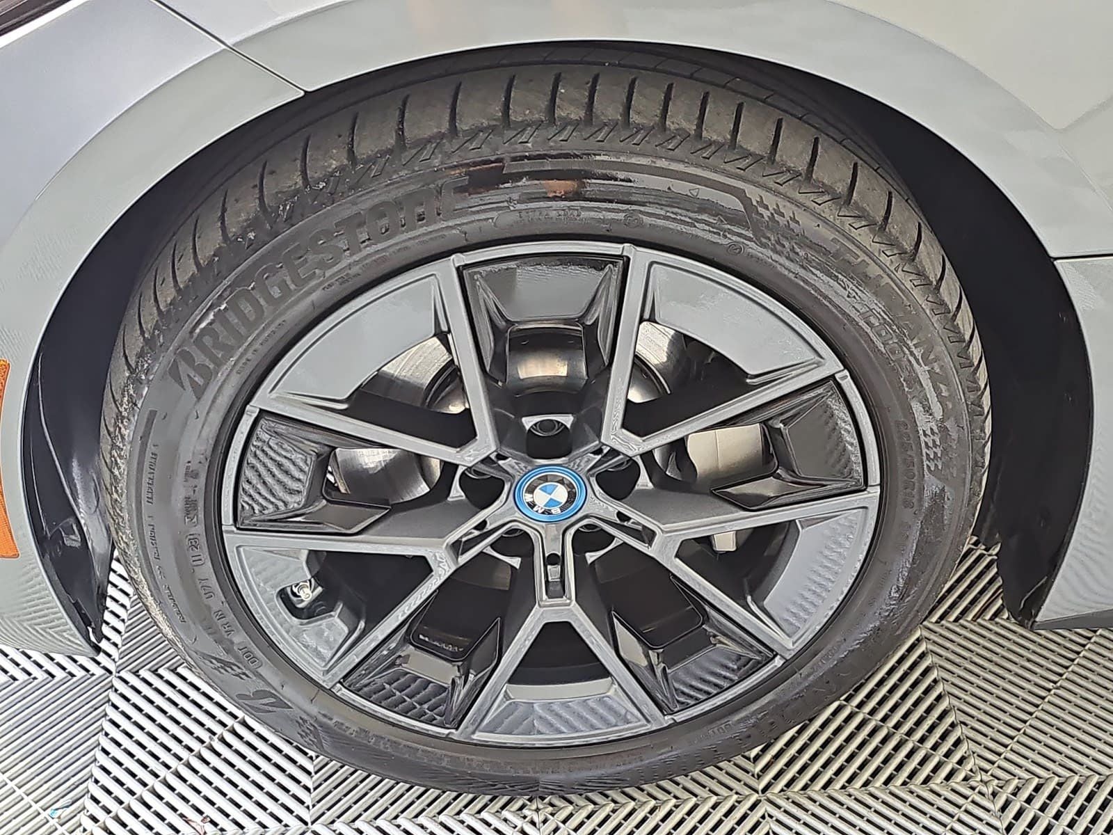 2023 BMW i4 eDrive40