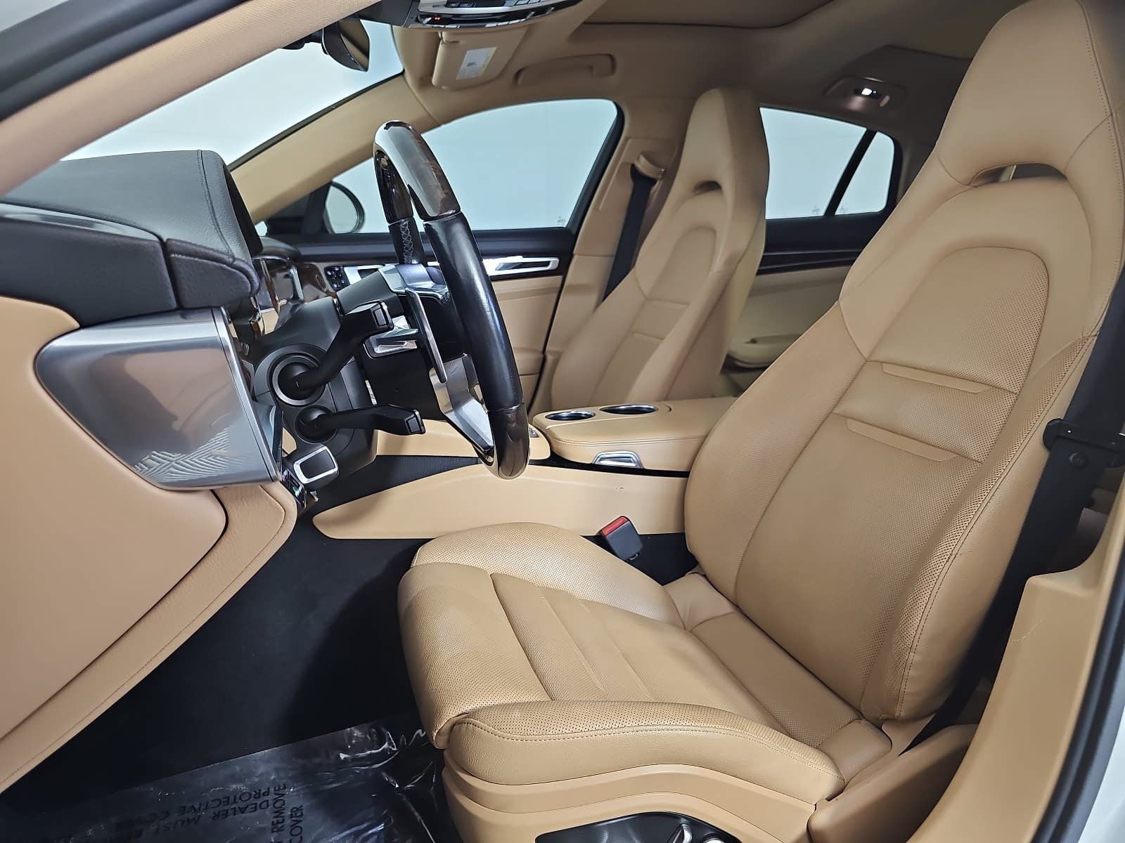 2018 Porsche Panamera 4