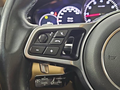2018 Porsche Panamera 4