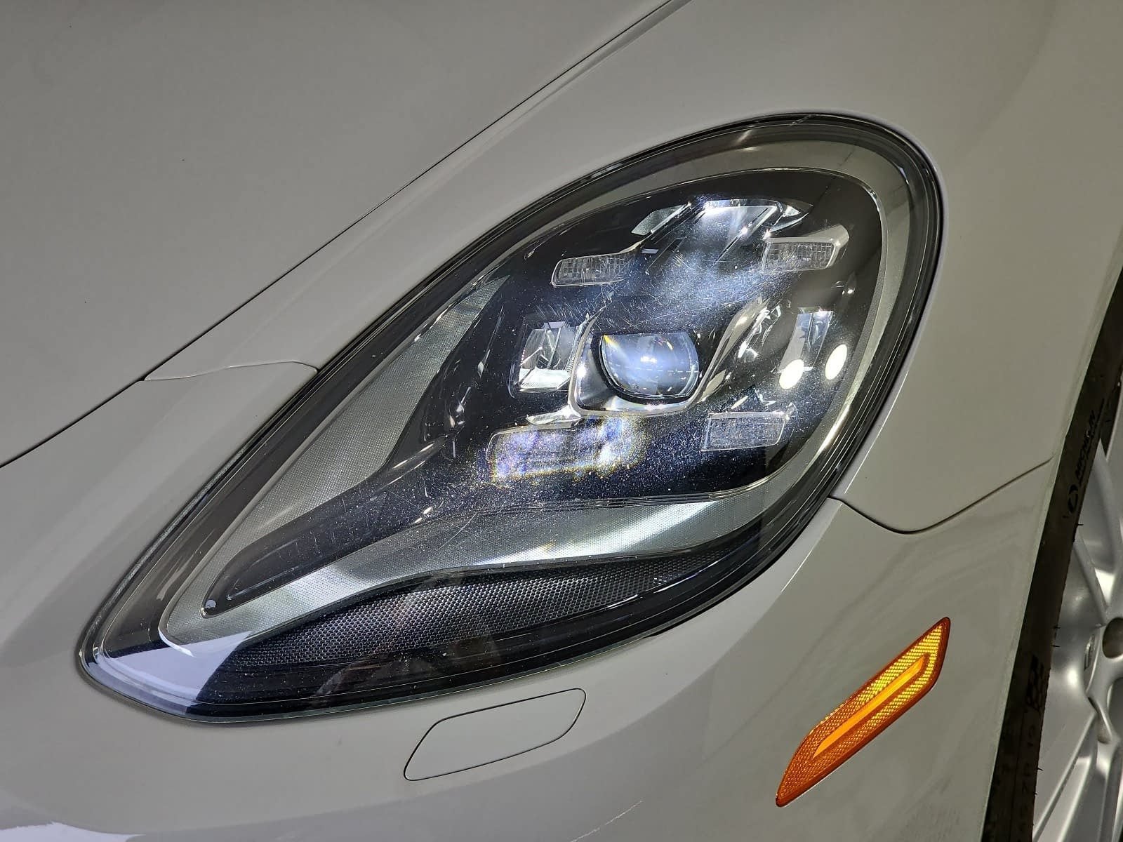 2018 Porsche Panamera 4