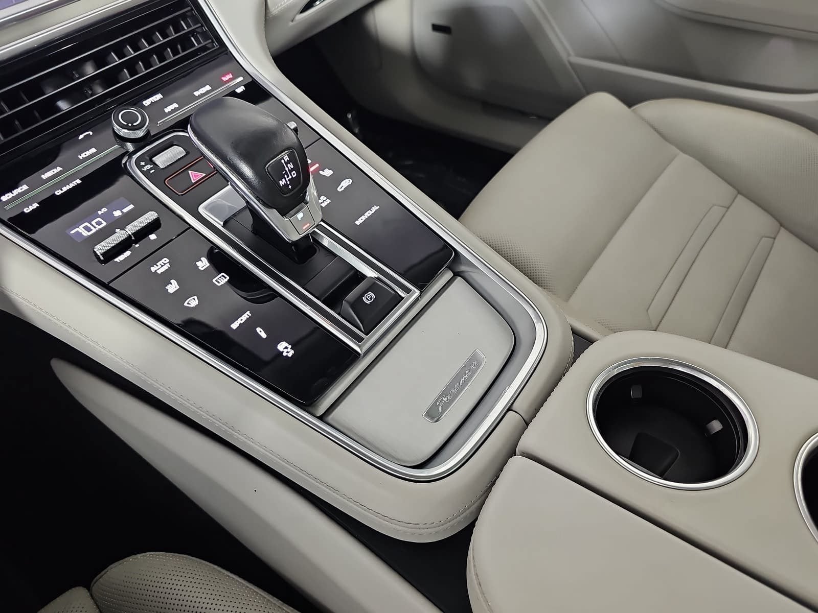 2018 Porsche Panamera 4S