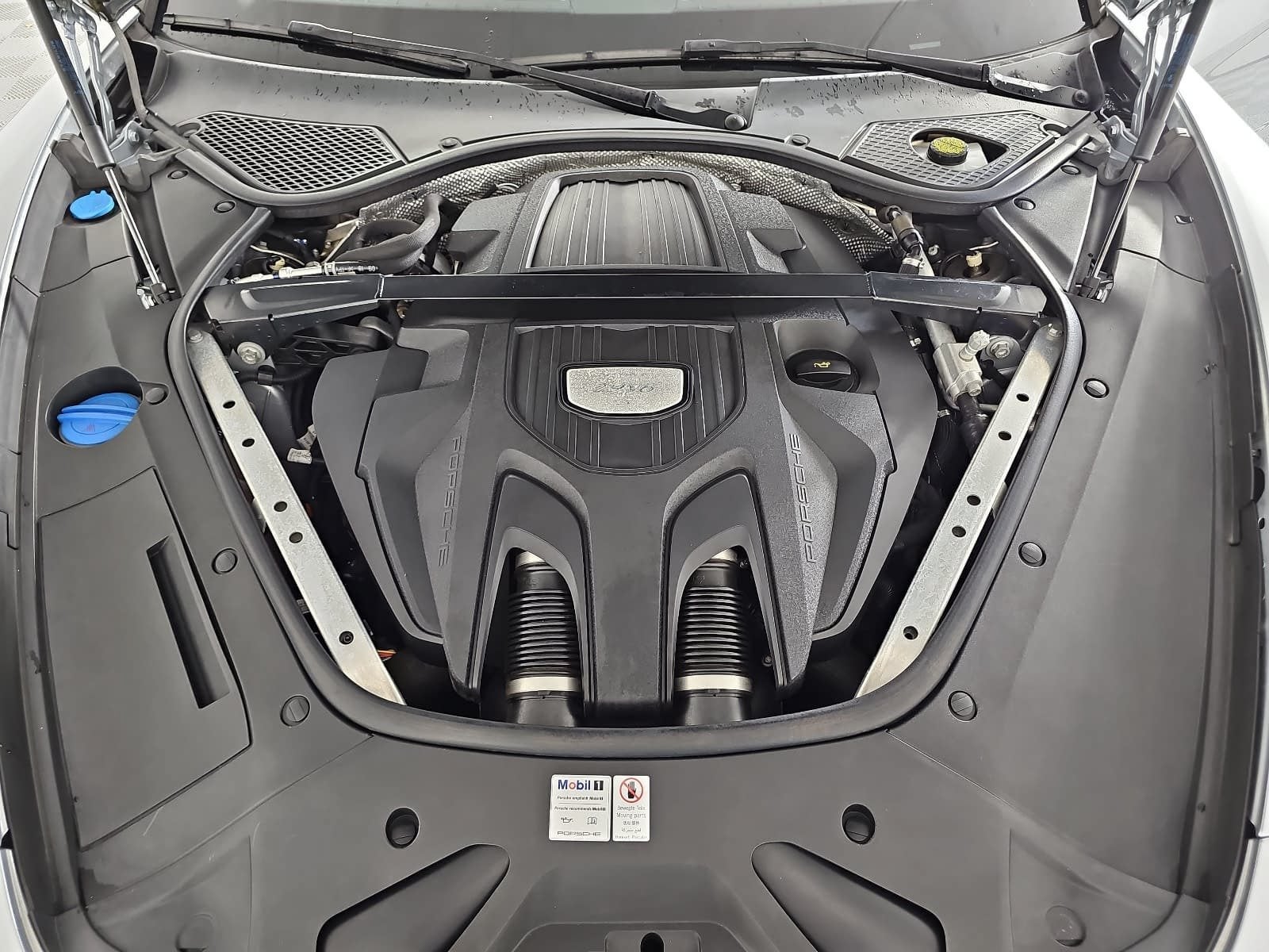2018 Porsche Panamera 4S