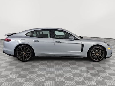 2018 Porsche Panamera 4S