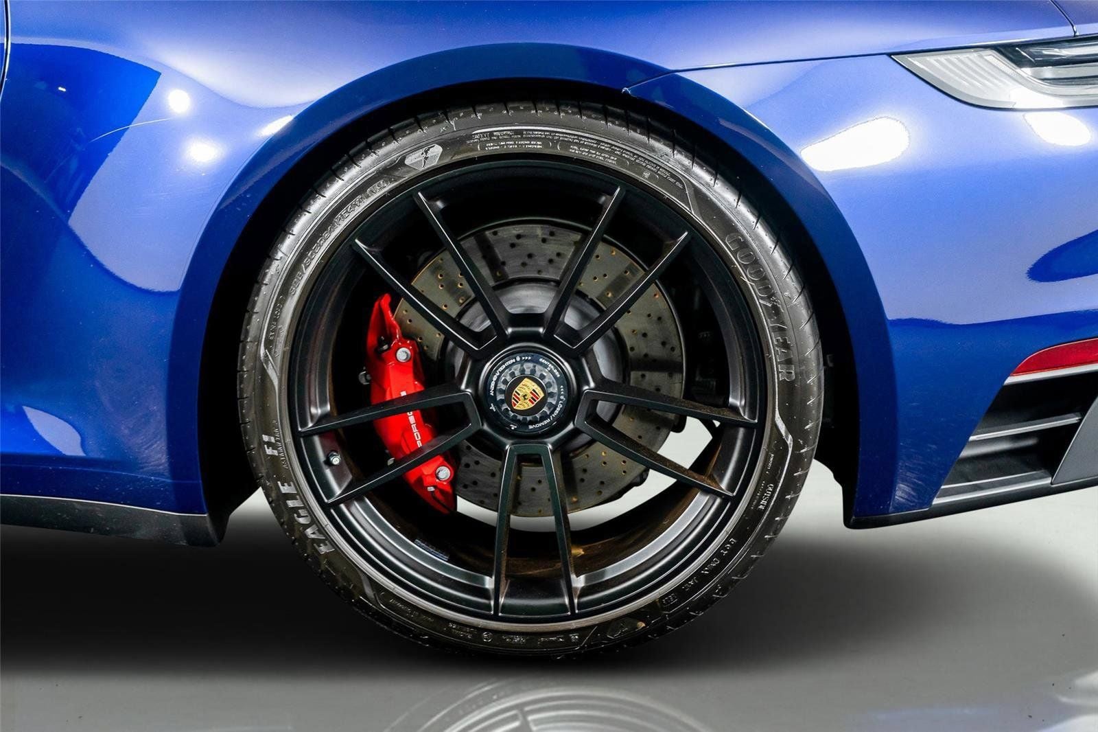2024 Porsche 911 Carrera GTS