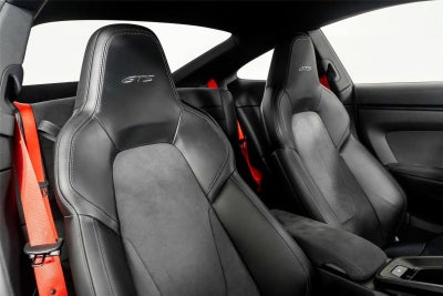 2024 Porsche 911 Carrera GTS