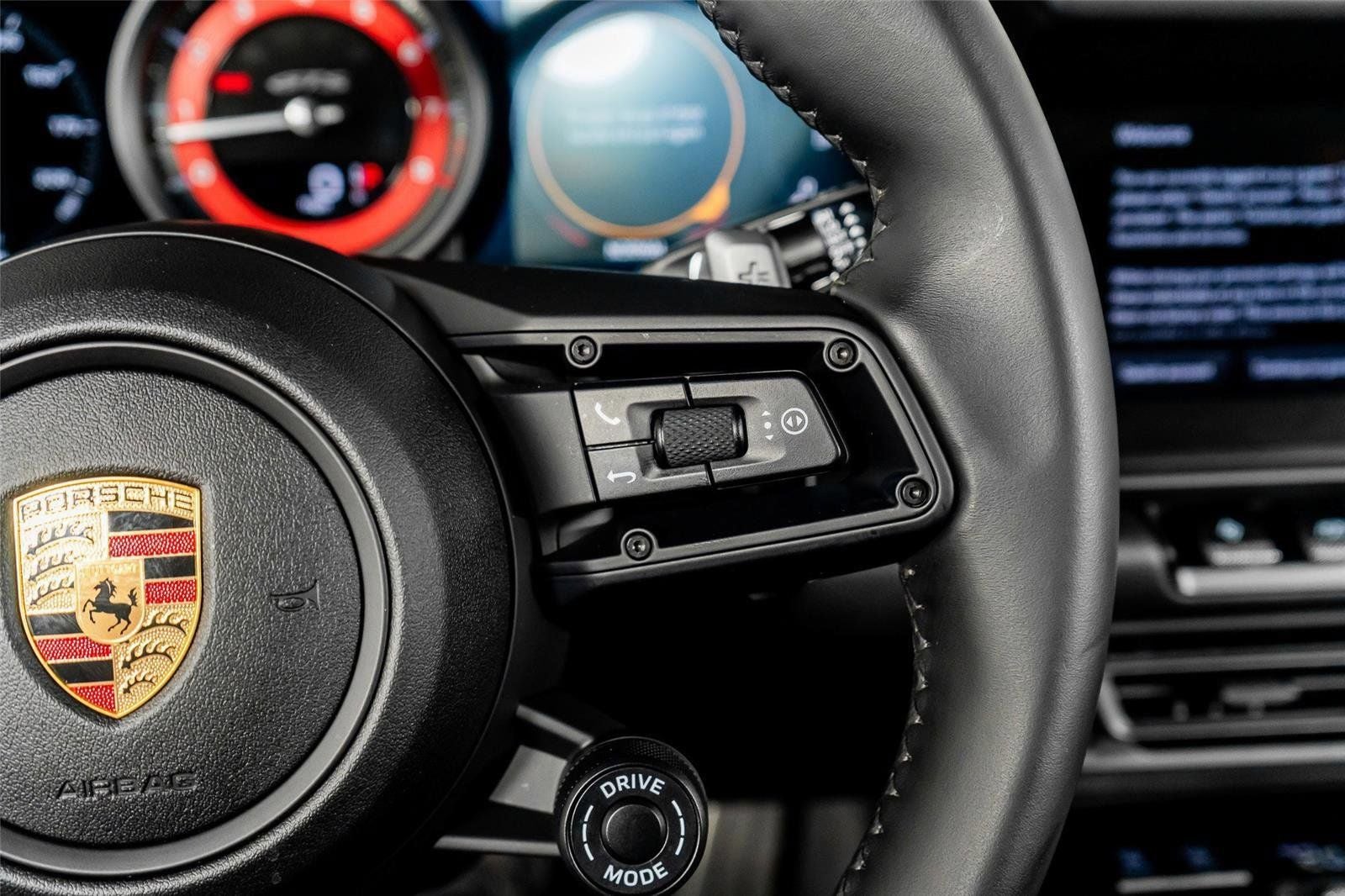 2024 Porsche 911 Carrera GTS