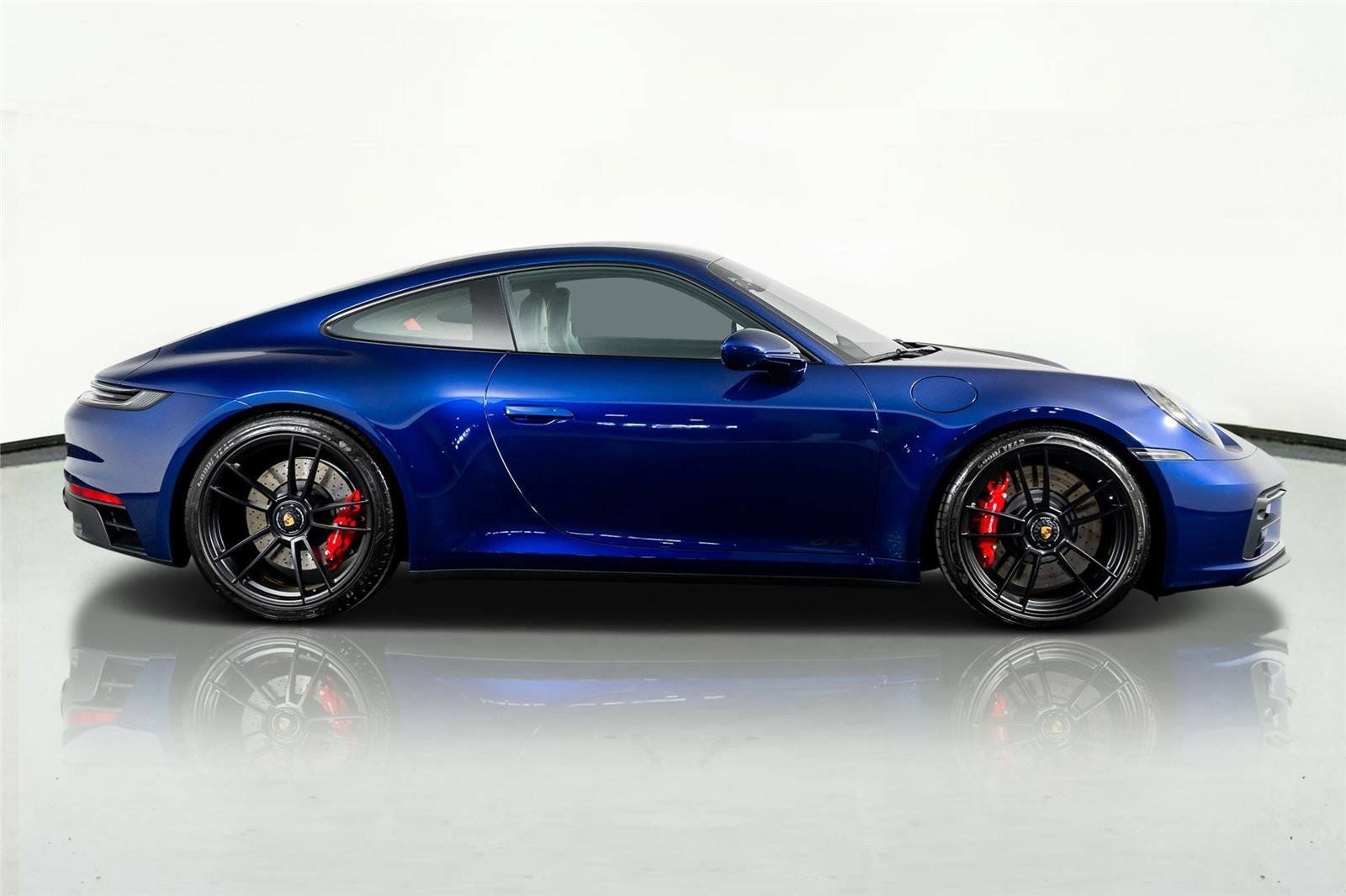 2024 Porsche 911 Carrera GTS