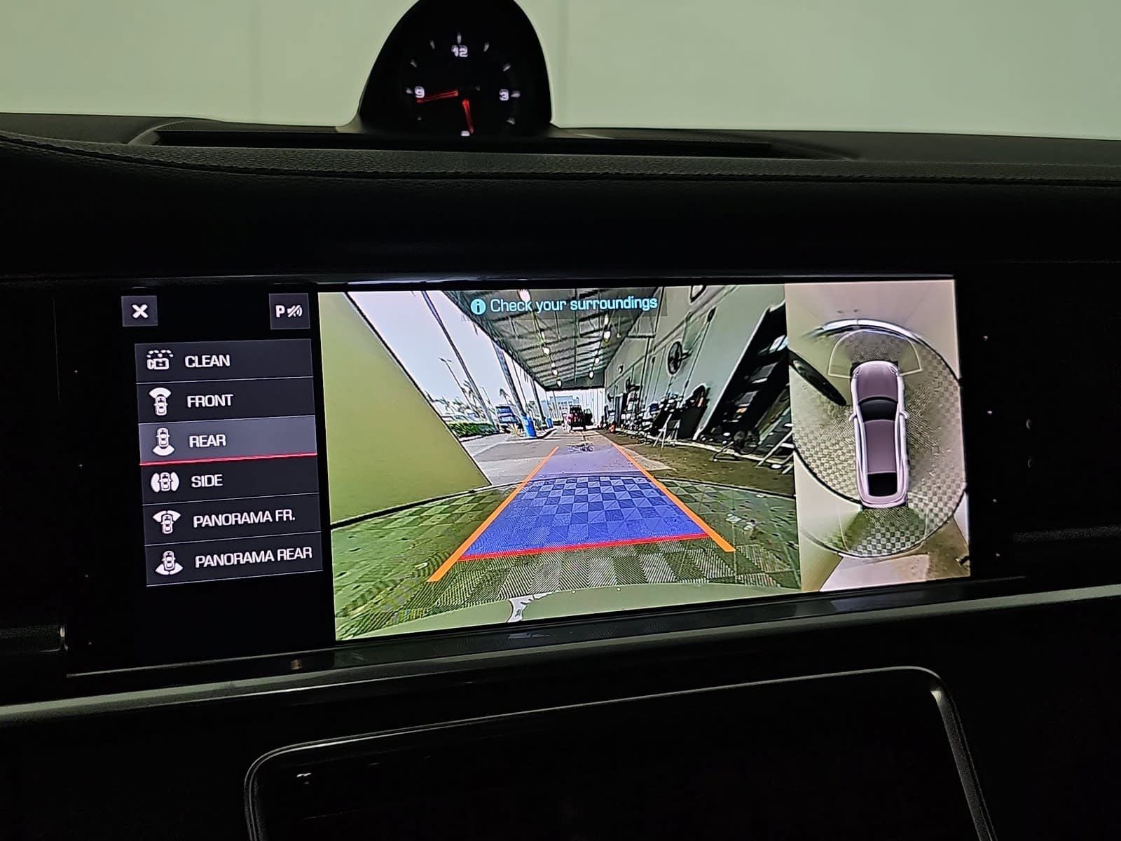 2021 Porsche Panamera Base