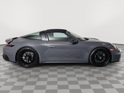 2025 Porsche 911 Targa 4 GTS