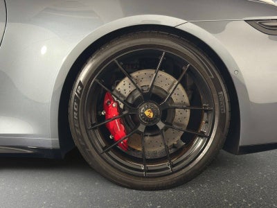 2026 Porsche 911 Carrera 4 GTS