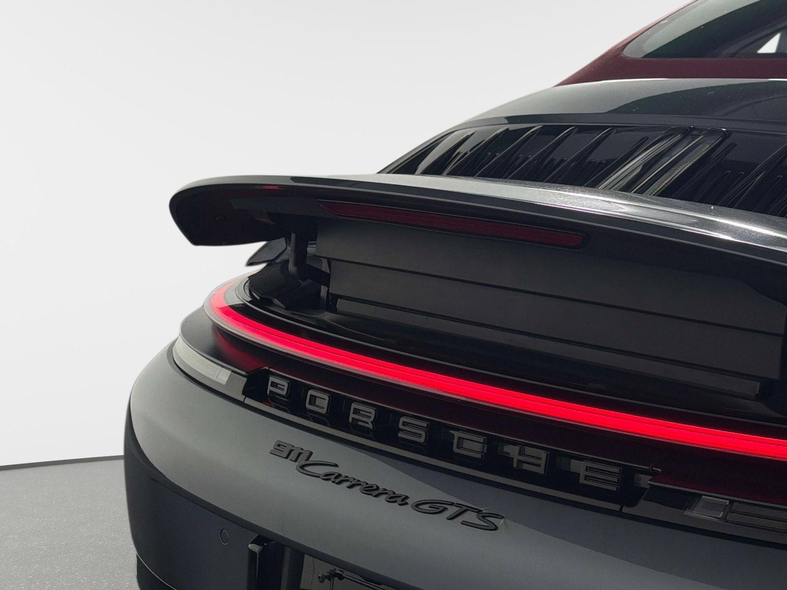 2026 Porsche 911 Carrera 4 GTS