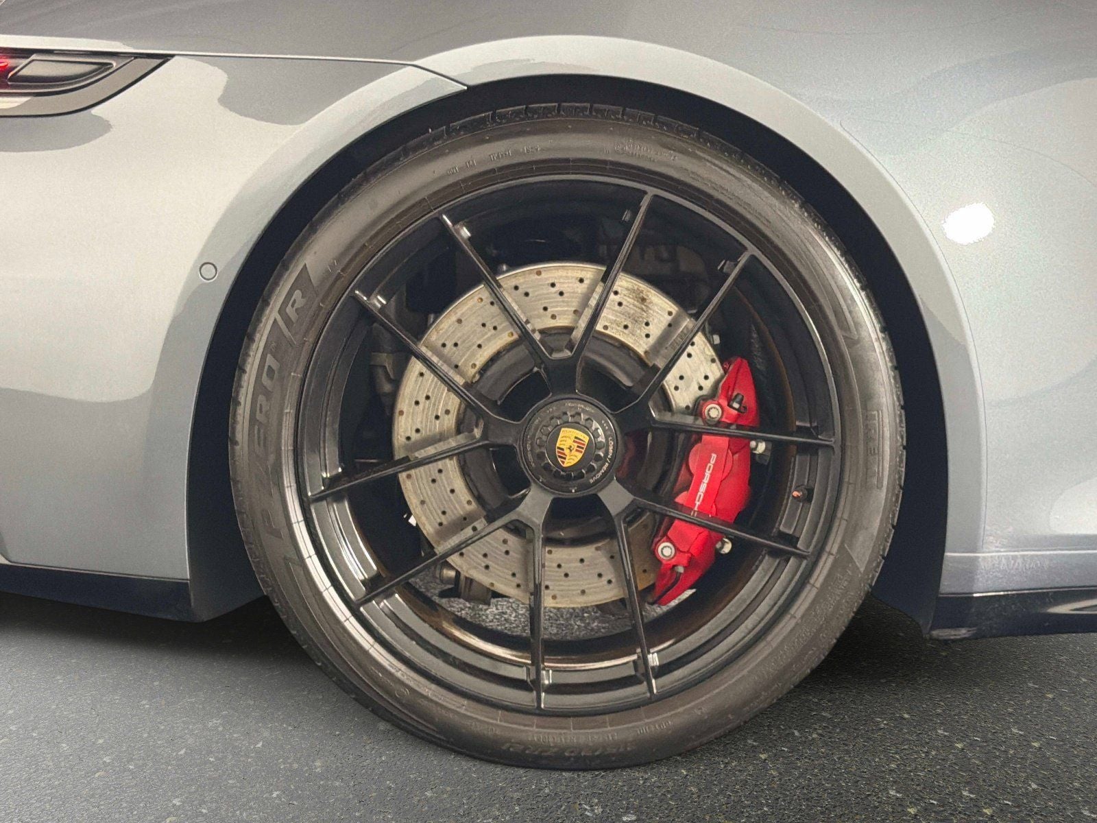 2026 Porsche 911 Carrera 4 GTS