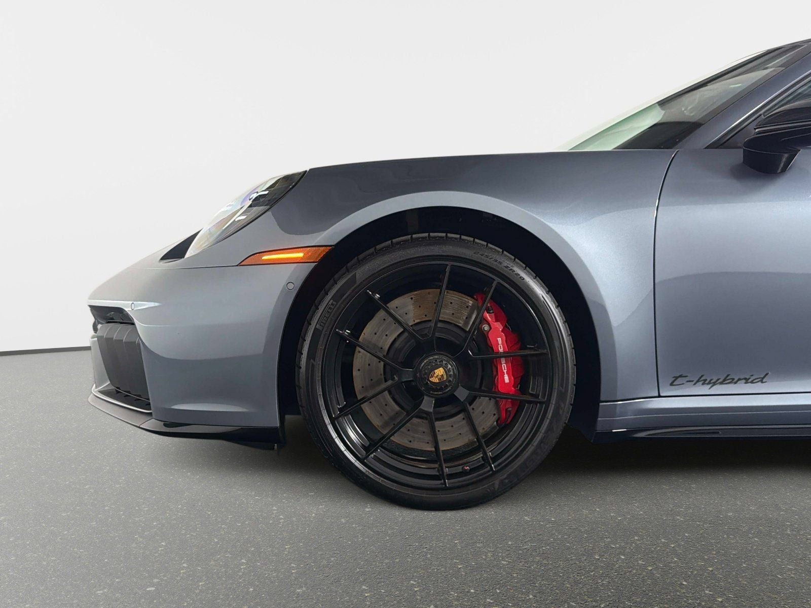 2026 Porsche 911 Carrera 4 GTS