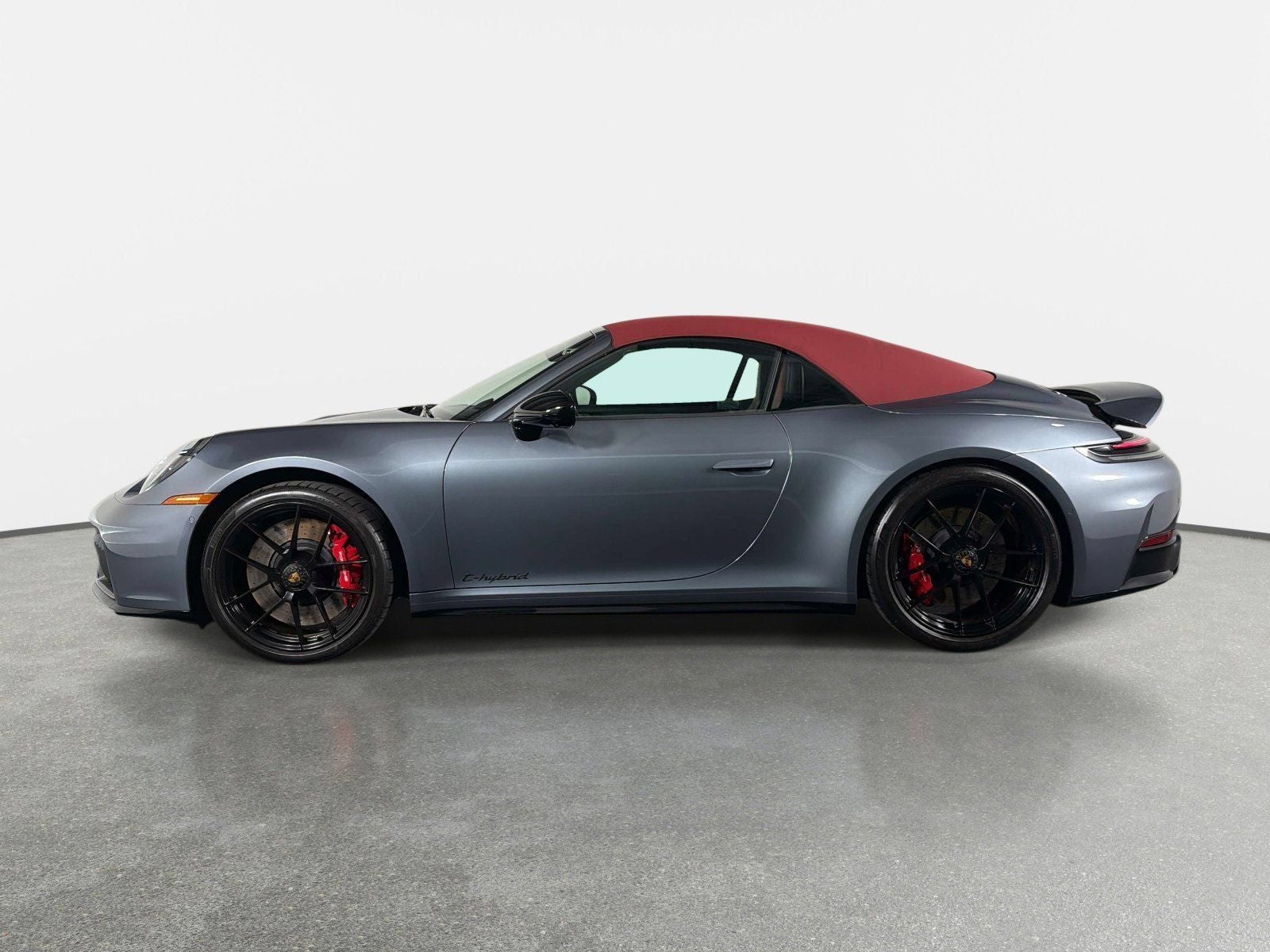 2026 Porsche 911 Carrera 4 GTS