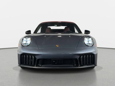 2026 Porsche 911 Carrera 4 GTS