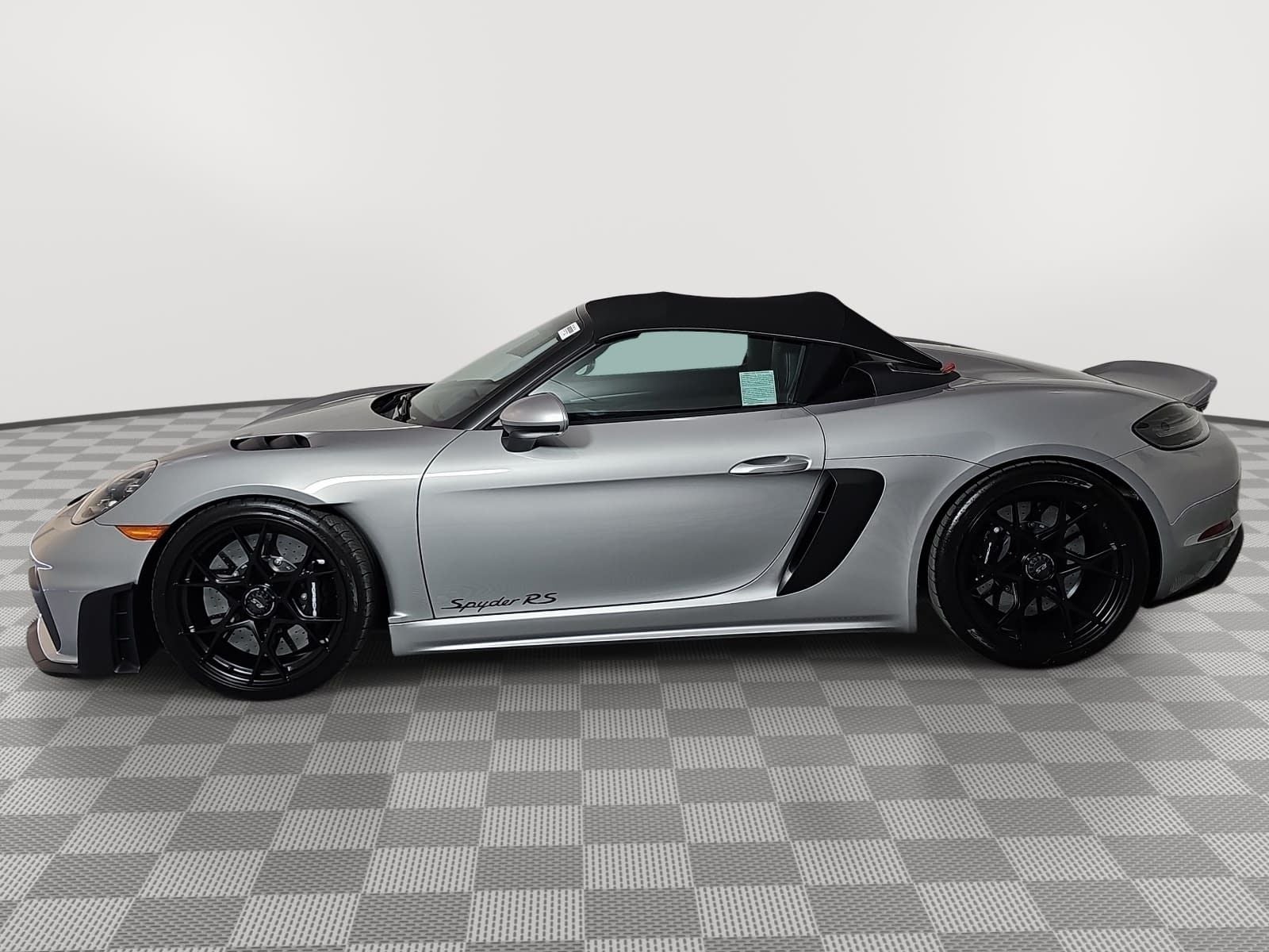 2025 Porsche 718 Spyder RS