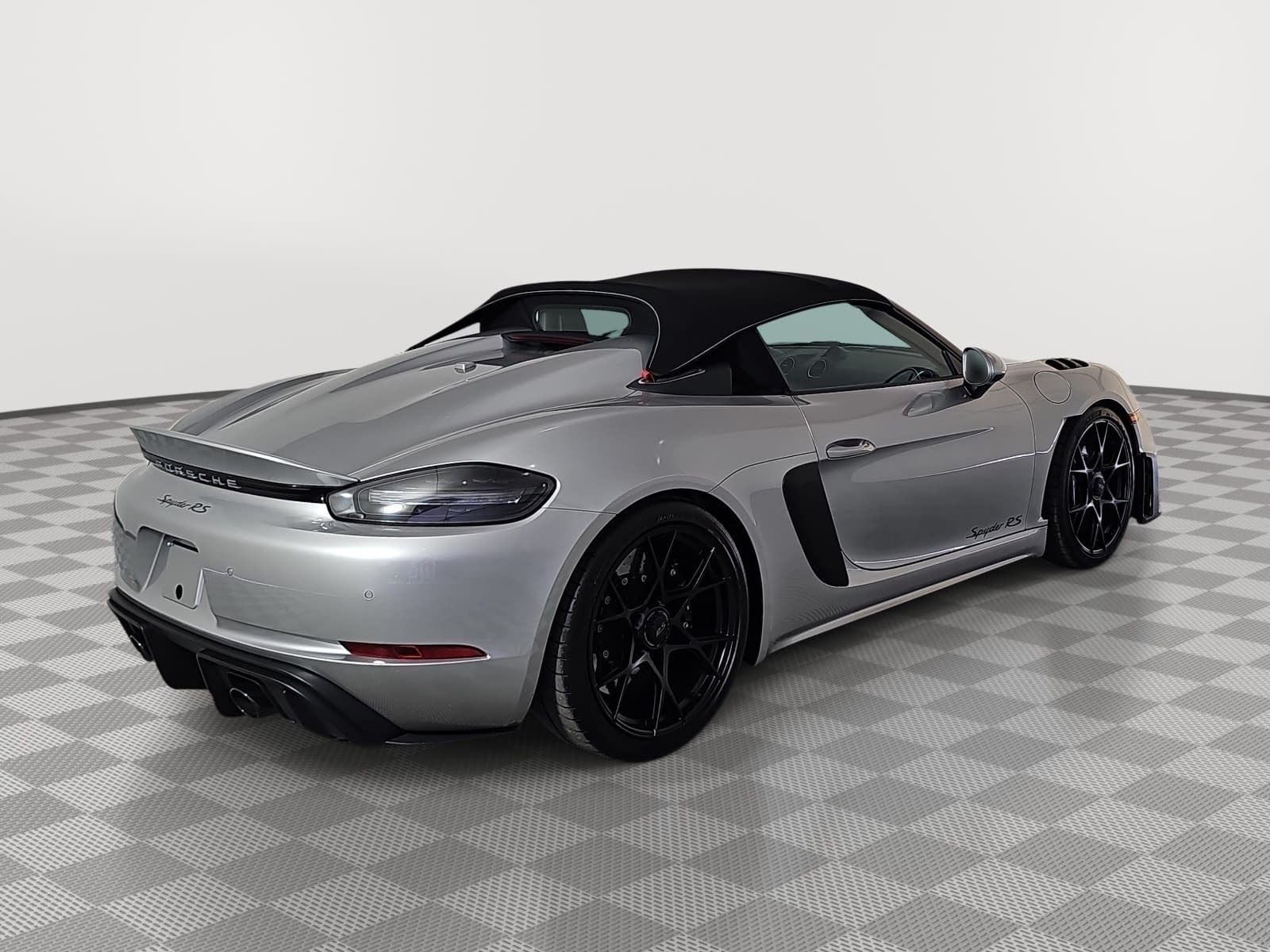2025 Porsche 718 Spyder RS