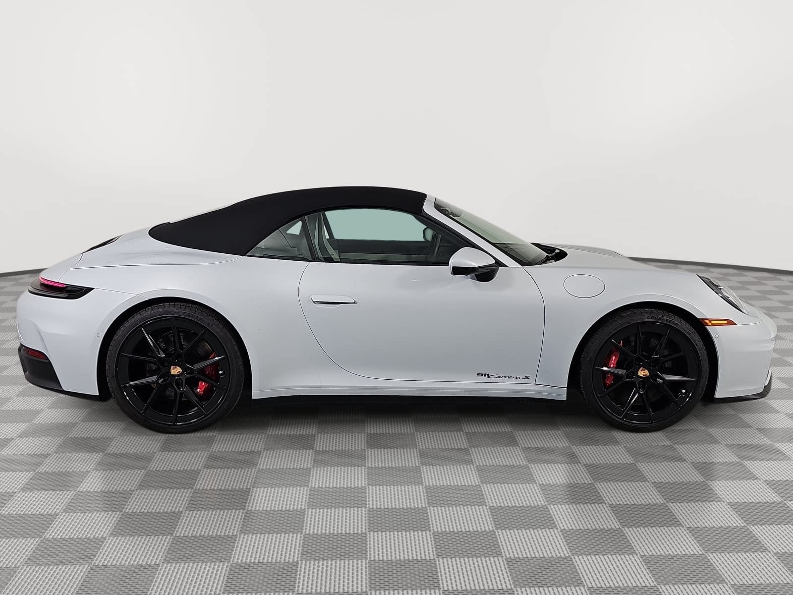 2025 Porsche 911 Carrera S