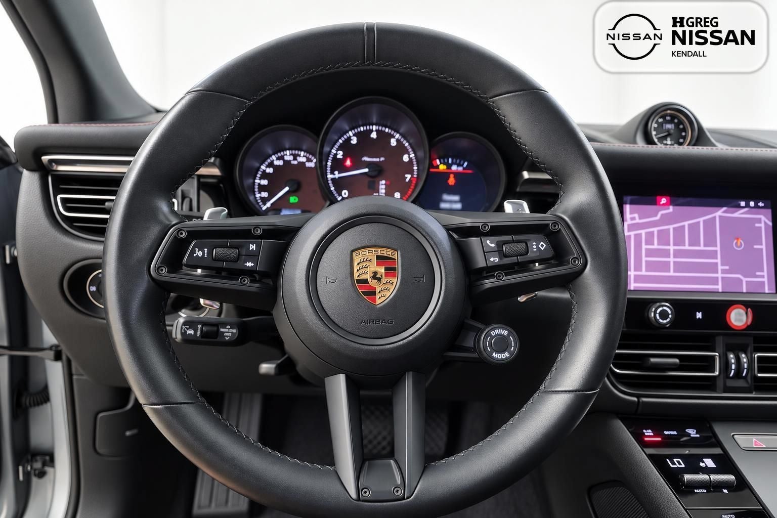 2024 Porsche Macan Base