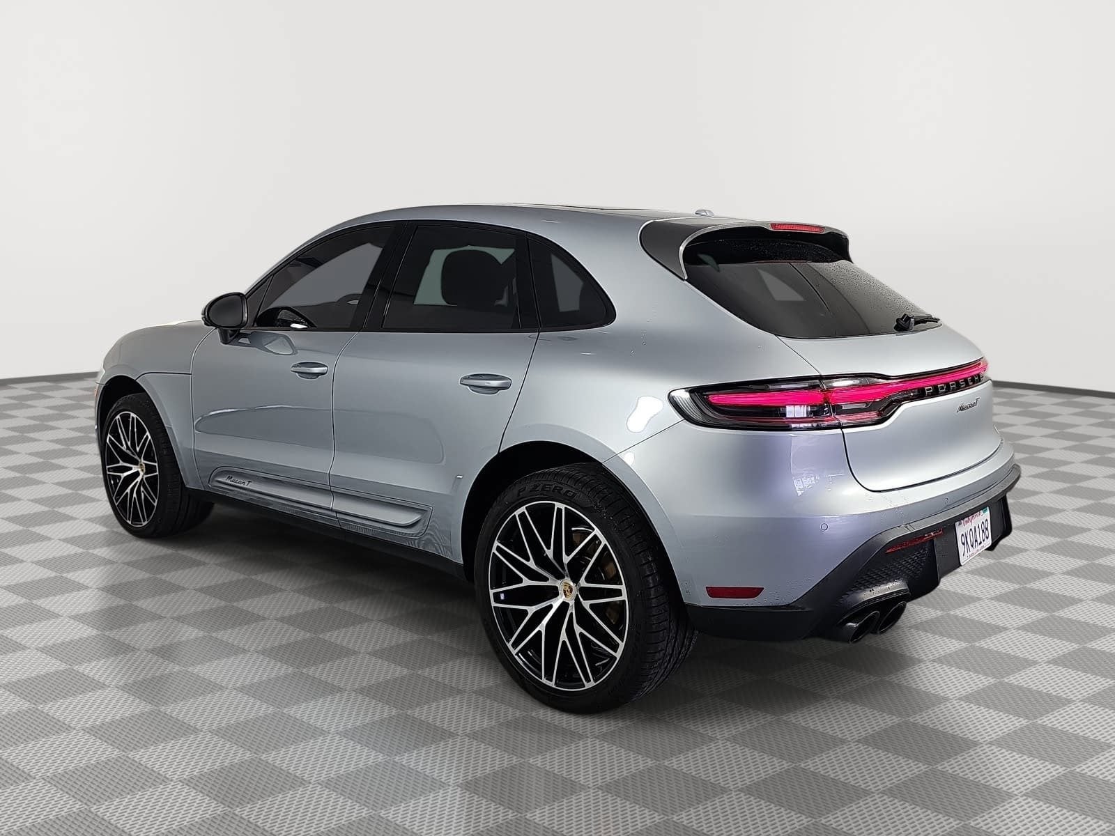 2024 Porsche Macan Base