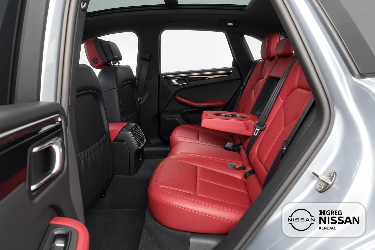 2024 Porsche Macan Base