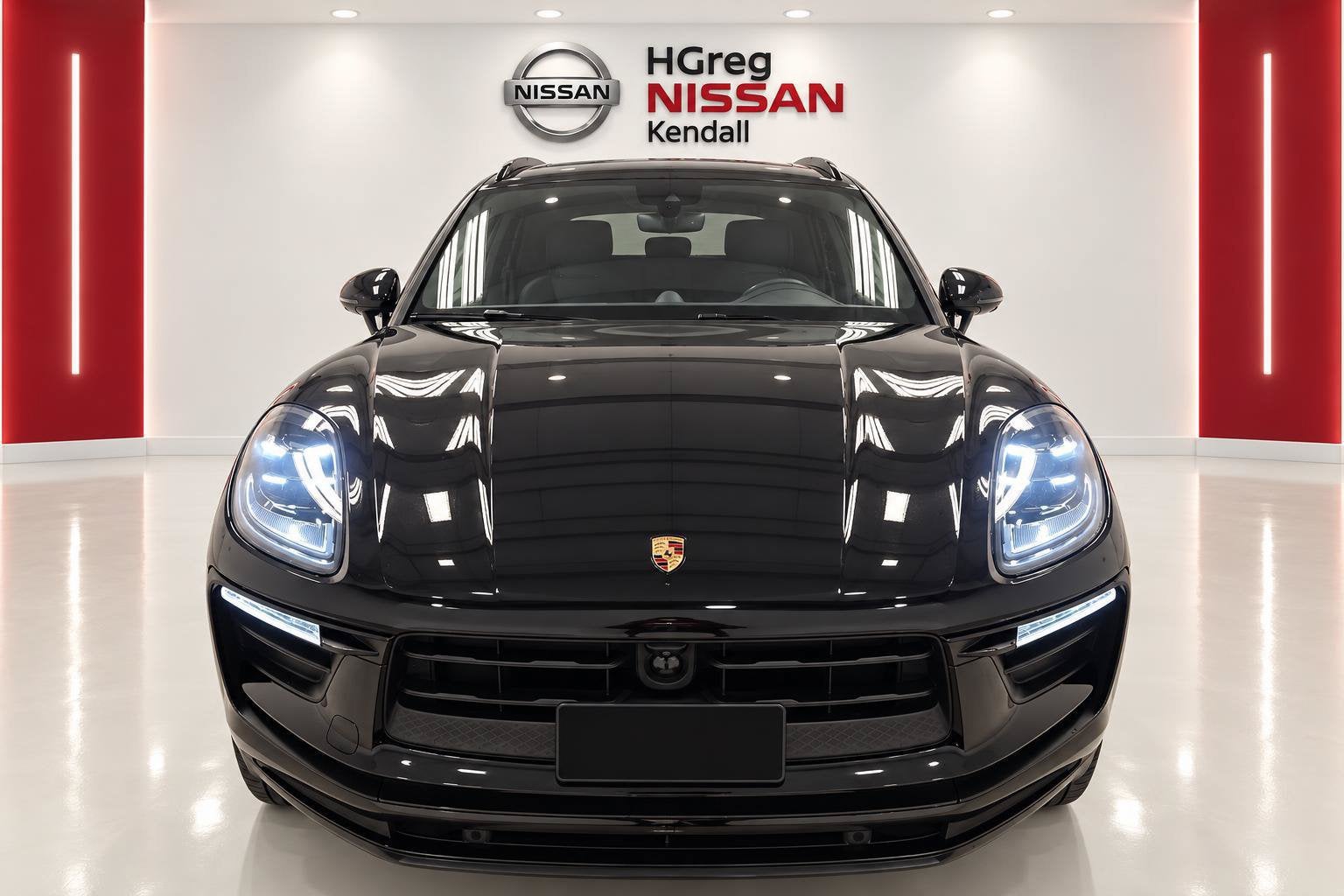 2024 Porsche Macan Base