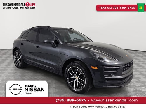 2025 Porsche Macan Base
