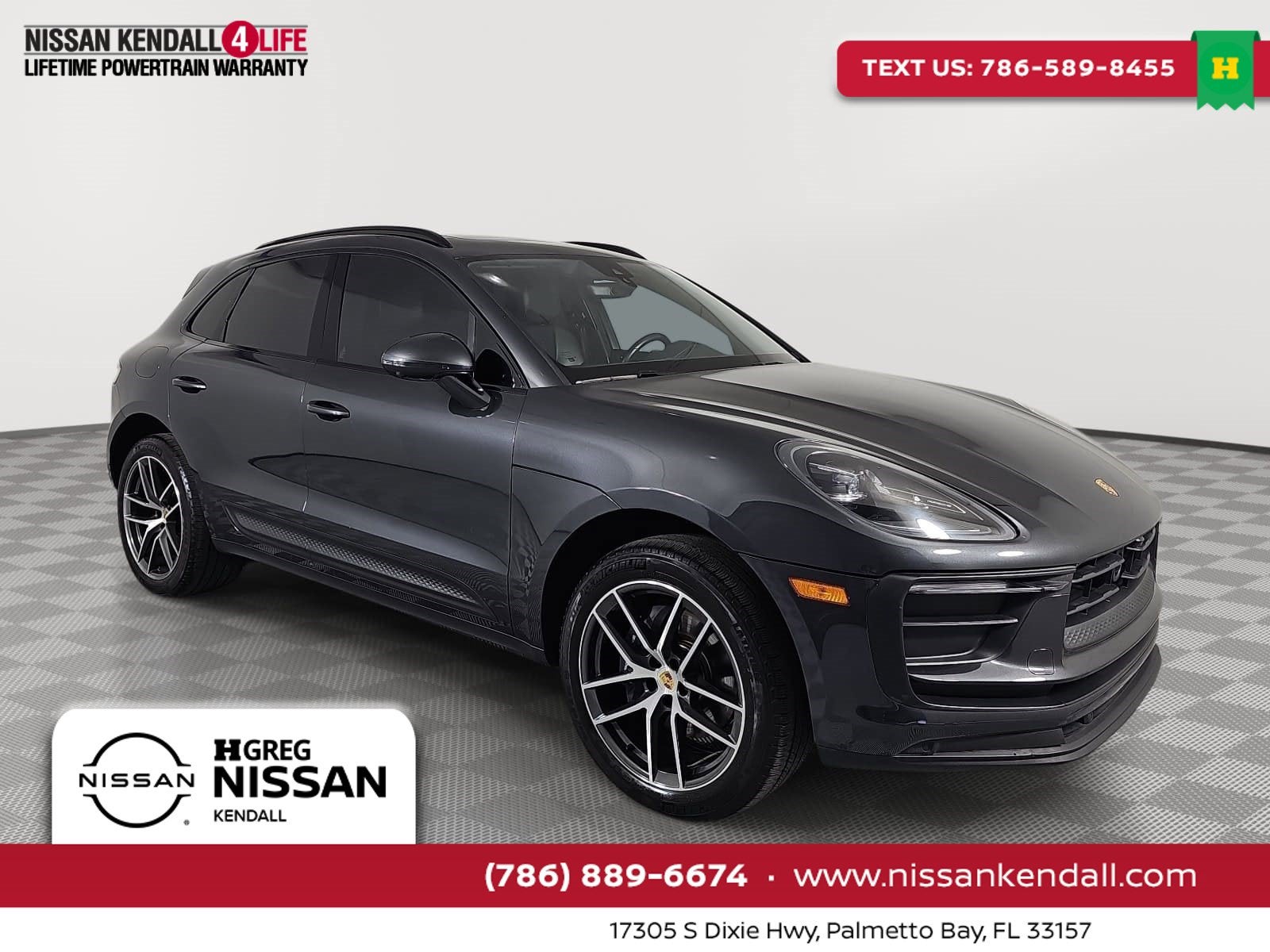 2025 Porsche Macan Base