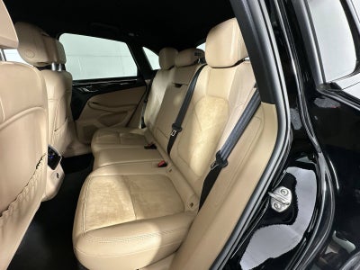 2020 Porsche Macan Base