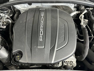 2020 Porsche Macan Base