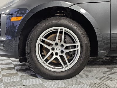 2020 Porsche Macan Base