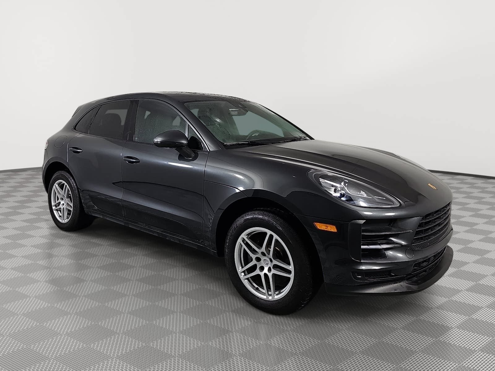 2020 Porsche Macan Base